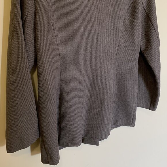 Vintage Women's Blazer by Jean Works & Company - Size 10 - Made in Canada - Picture 15 of 16